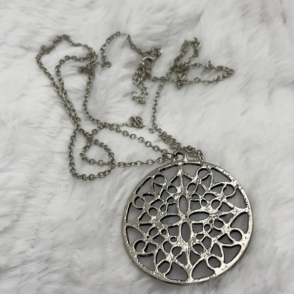 Medallion Pendant Long Silver Tone Necklace - Picture 2 of 12